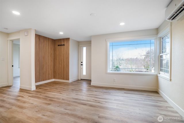 7934 SW 20th Avenue, Seattle, WA 98106