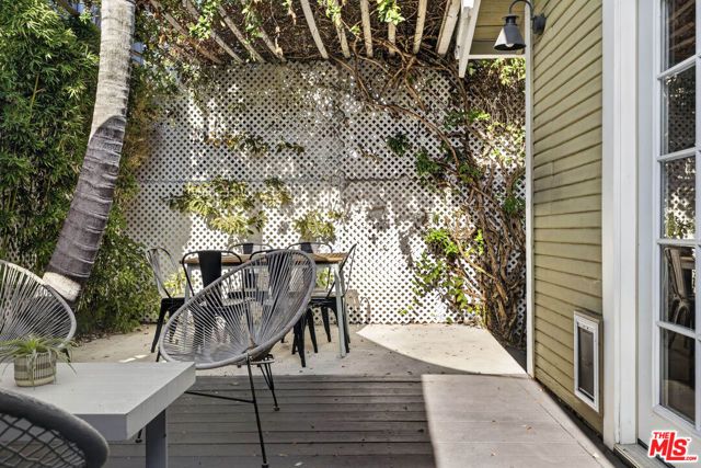 5335 Fountain Avenue, Los Angeles, CA 90029