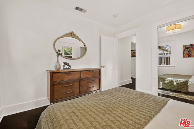 5335 Fountain Avenue, Los Angeles, CA 90029