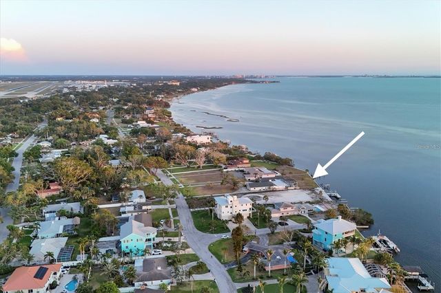 7318 WESTMORELAND DRIVE, Sarasota, FL 34243