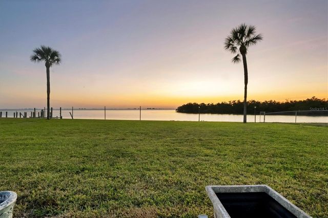 7318 WESTMORELAND DRIVE, Sarasota, FL 34243