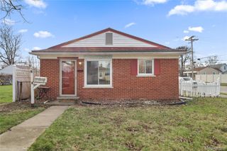 4902 FLEMING Street, Dearborn Heights, MI 48125