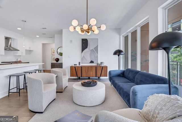 775 Juniper Street NE 327, Atlanta, GA 30308