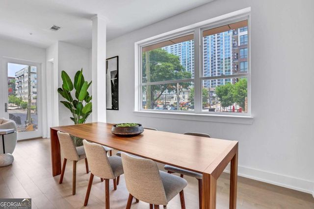 775 Juniper Street NE 327, Atlanta, GA 30308