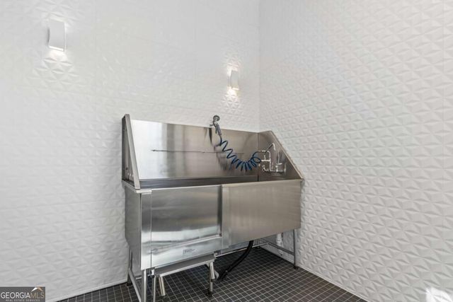 775 Juniper Street NE 327, Atlanta, GA 30308