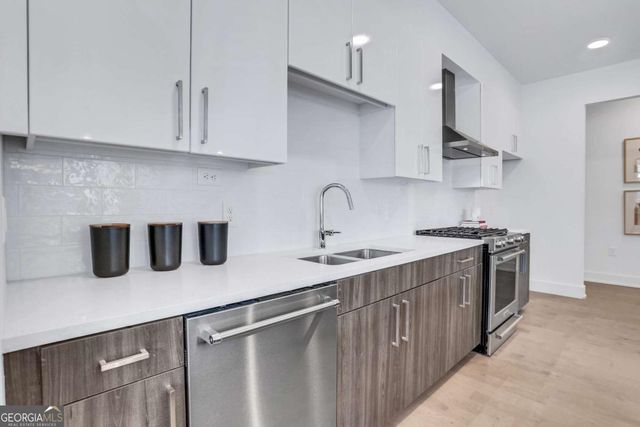 775 Juniper Street NE 327, Atlanta, GA 30308