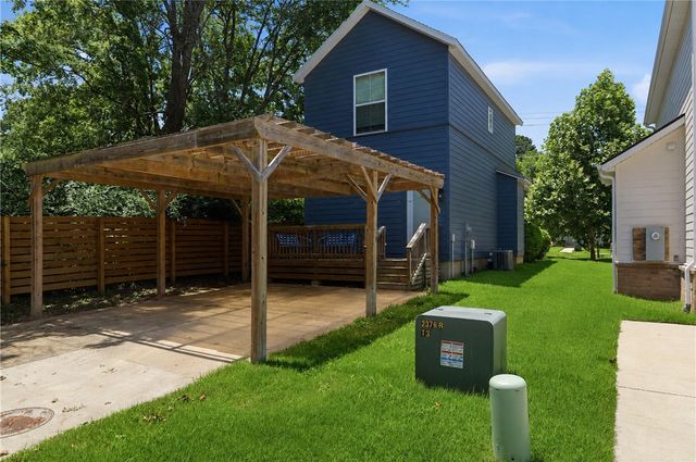 1426 S Duncan Avenue, Fayetteville, AR 72701