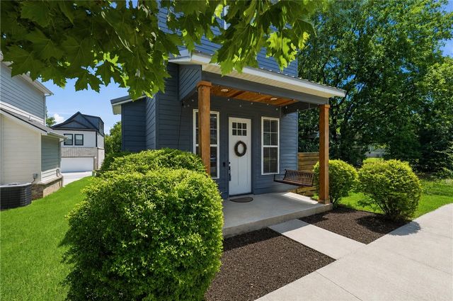 1426 S Duncan Avenue, Fayetteville, AR 72701