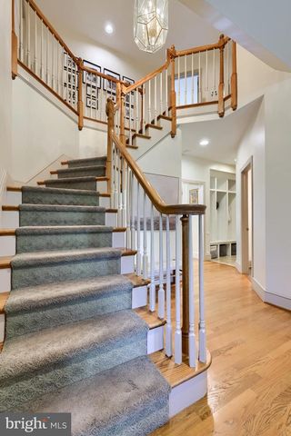 2124 QUAIL DR, Lancaster, PA 17601