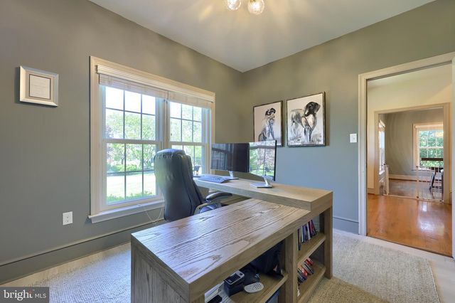 2124 QUAIL DR, Lancaster, PA 17601