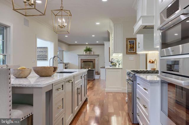 2124 QUAIL DR, Lancaster, PA 17601
