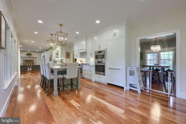 2124 QUAIL DR, Lancaster, PA 17601