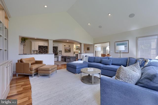 2124 QUAIL DR, Lancaster, PA 17601