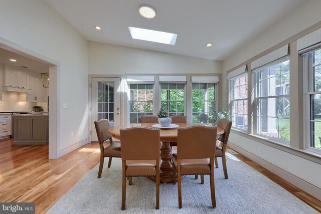 2124 QUAIL DR, Lancaster, PA 17601