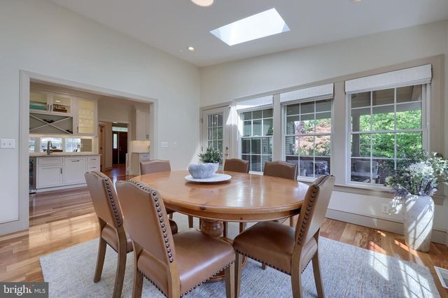 2124 QUAIL DR, Lancaster, PA 17601
