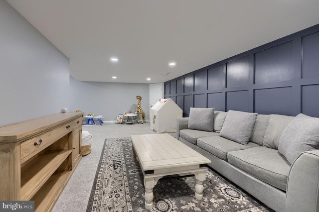 2124 QUAIL DR, Lancaster, PA 17601