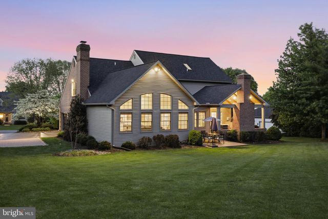 2124 QUAIL DR, Lancaster, PA 17601