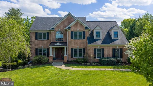 2124 QUAIL DR, Lancaster, PA 17601