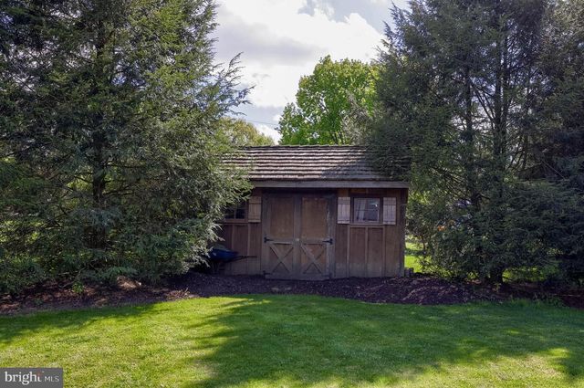 2124 QUAIL DR, Lancaster, PA 17601