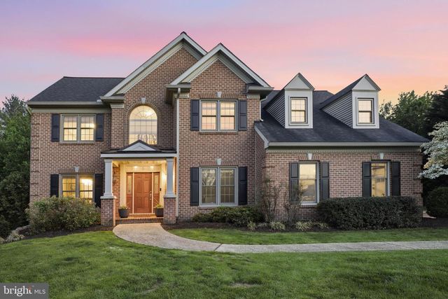 2124 QUAIL DR, Lancaster, PA 17601