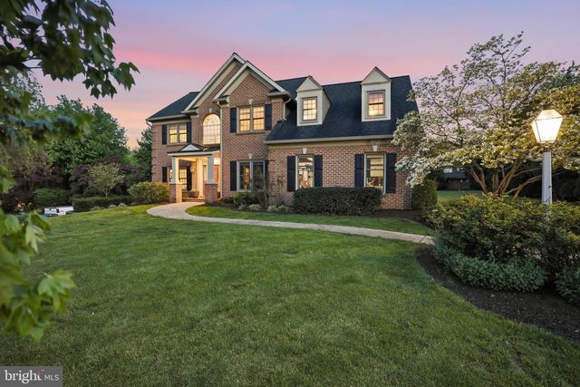2124 QUAIL DR, Lancaster, PA 17601