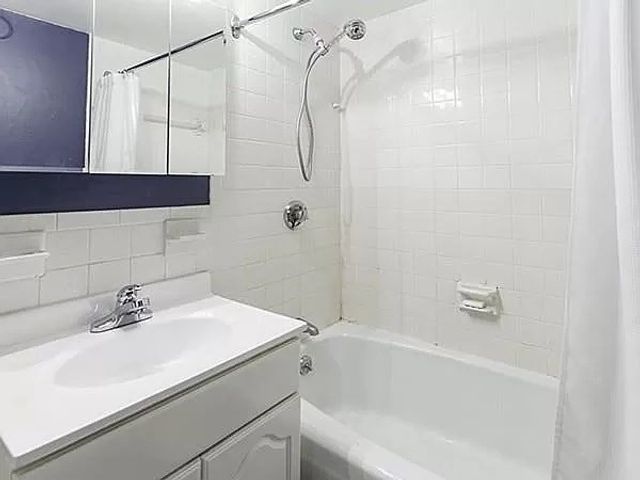 1025 Hancock St 1H, Quincy, MA 02169