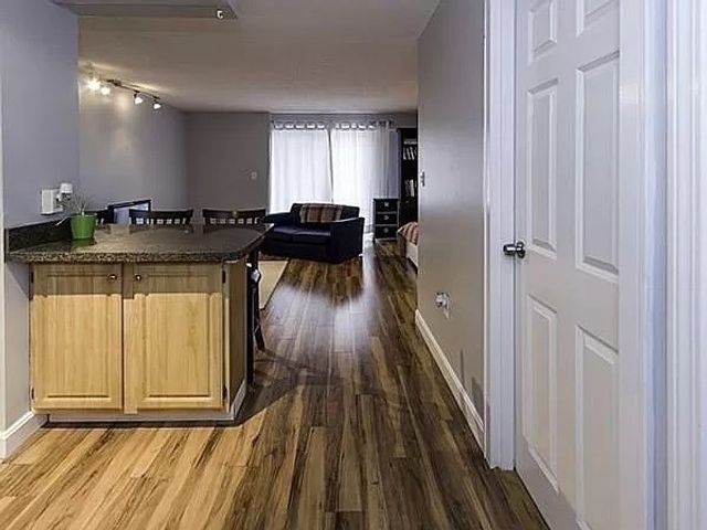 1025 Hancock St 1H, Quincy, MA 02169