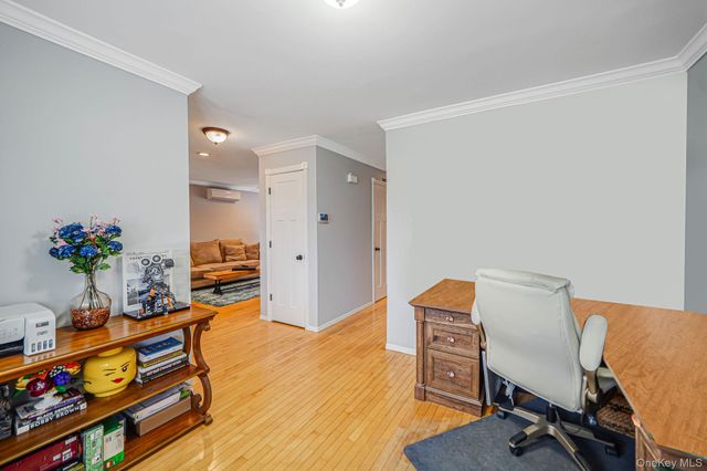 811 County Line Road, Amityville, NY 11701