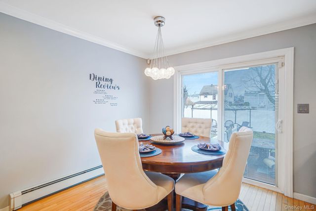 811 County Line Road, Amityville, NY 11701