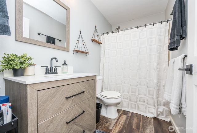 1864 21st Avenue SE, Olympia, WA 98501
