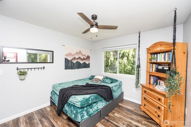 1864 21st Avenue SE, Olympia, WA 98501