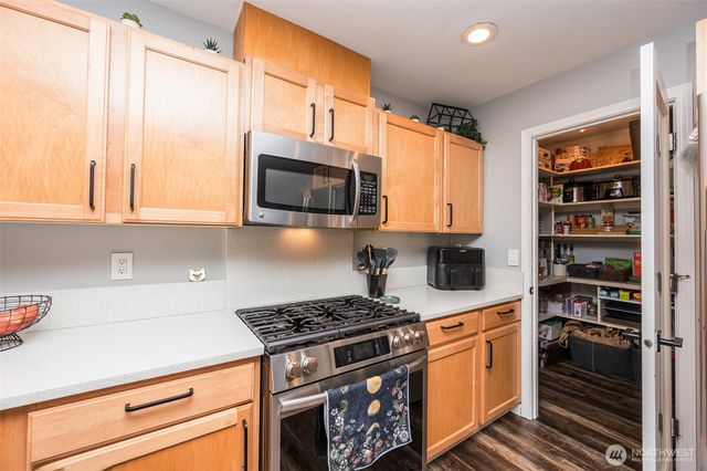 1864 21st Avenue SE, Olympia, WA 98501