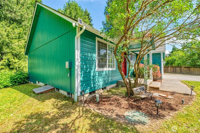 1864 21st Avenue SE, Olympia, WA 98501