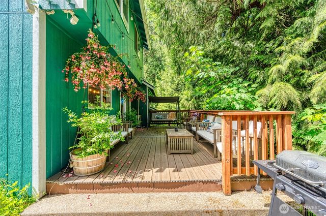 1864 21st Avenue SE, Olympia, WA 98501