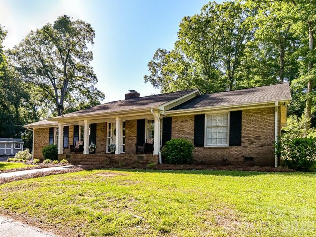 1303 Quail Drive, Monroe, NC 28112