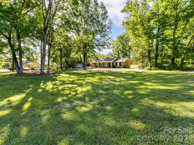 1303 Quail Drive, Monroe, NC 28112