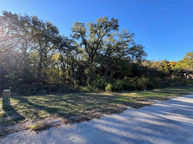 20 Timber Trail, Tioga, TX 76271