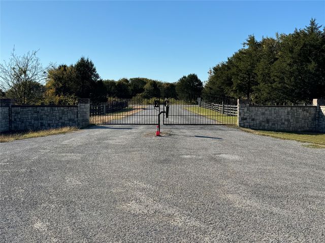 20 Timber Trail, Tioga, TX 76271