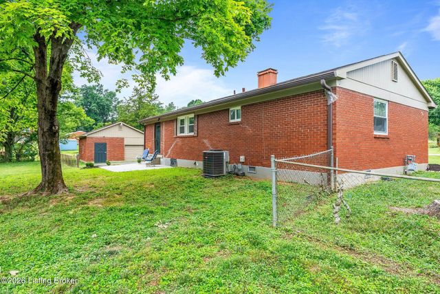 5308 Lee Ave, Crestwood, KY 40014