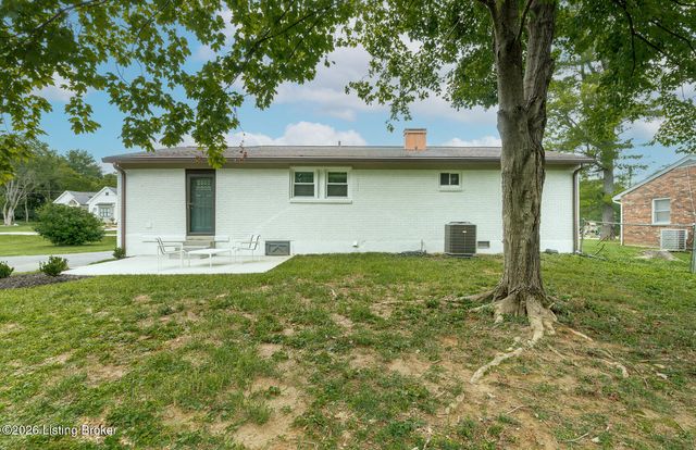5308 Lee Ave, Crestwood, KY 40014