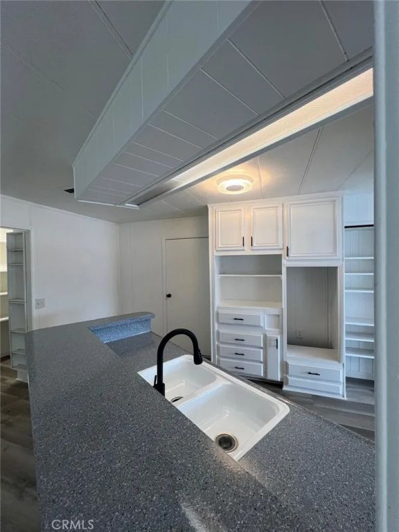 Image 11 of property listing at 320 N Park Vista 99, Anaheim, CA 92806