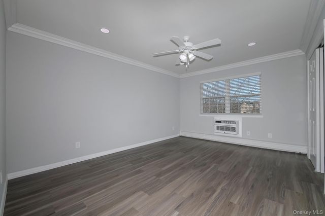 2 Victorian Court 329, Holtsville, NY 11742