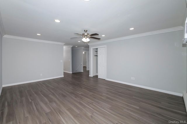 2 Victorian Court 329, Holtsville, NY 11742
