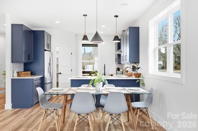 207 Ferrell Lane, Black Mountain, NC 28711