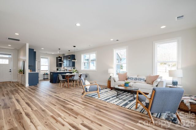 207 Ferrell Lane, Black Mountain, NC 28711