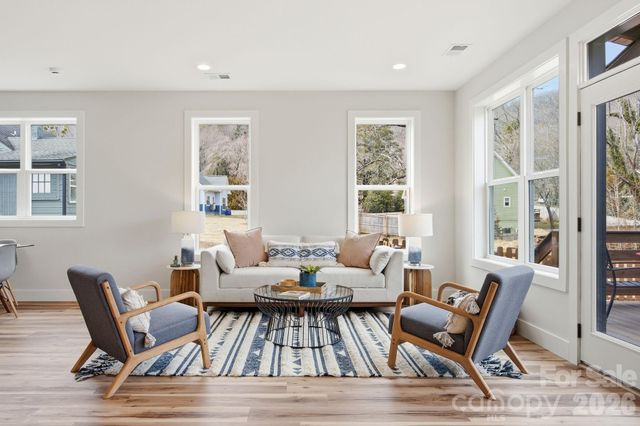 207 Ferrell Lane, Black Mountain, NC 28711