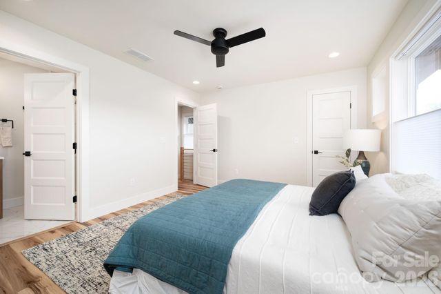 207 Ferrell Lane, Black Mountain, NC 28711