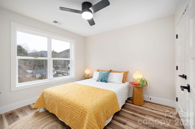 207 Ferrell Lane, Black Mountain, NC 28711