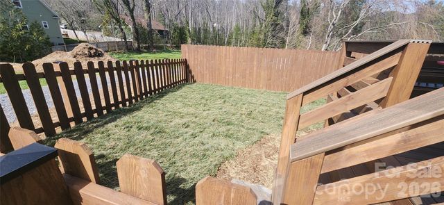 207 Ferrell Lane, Black Mountain, NC 28711