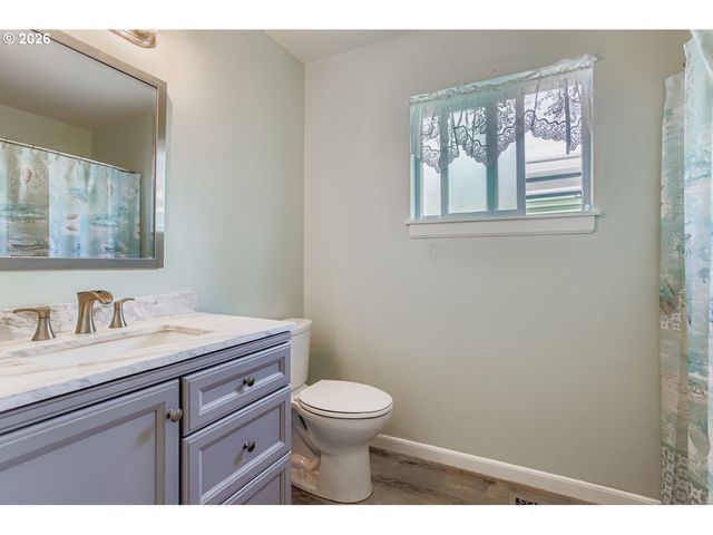 1700 Se 4TH St, Gresham, OR 97080